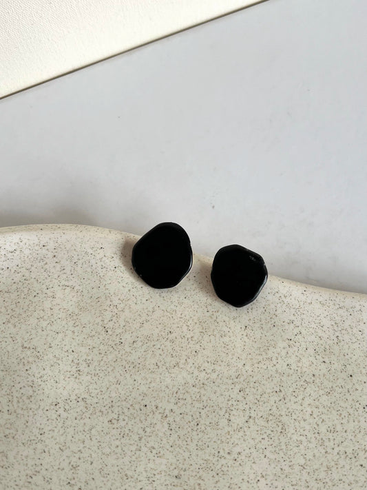 Boucles d'oreilles Amorfo noir